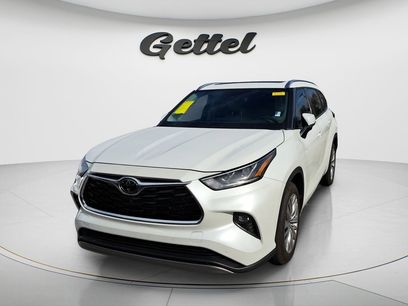 Used 2023 Toyota Highlander Platinum