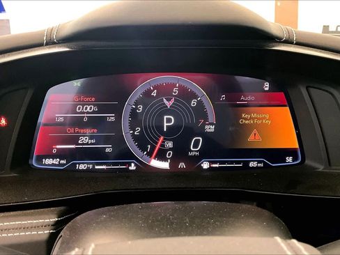 Used 2024 Chevrolet Corvette Stingray Premium Cpe w/ Z51 Performance Package RWD image 21