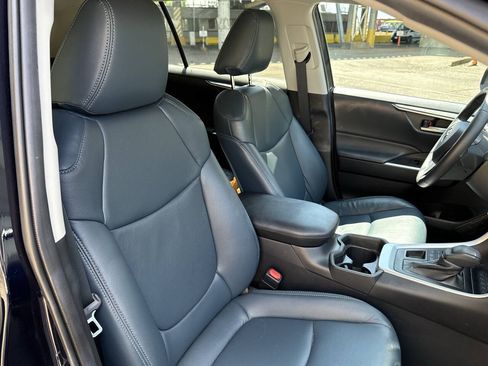 Used 2020 Toyota RAV4 XLE w/ Convenience Package AWD/4WD image 56