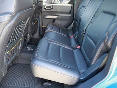 Used 2021 Ford Bronco Badlands image 18