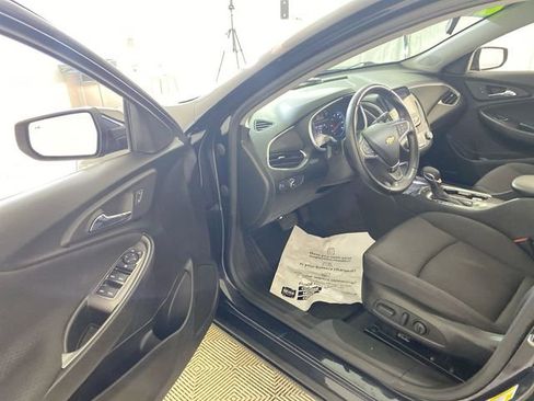 Used 2022 Chevrolet Malibu RS FWD image 30
