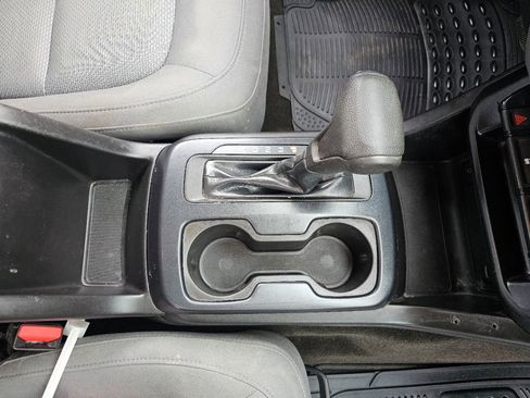 Used 2015 Chevrolet Colorado W/T w/ WT Convenience Package image 11