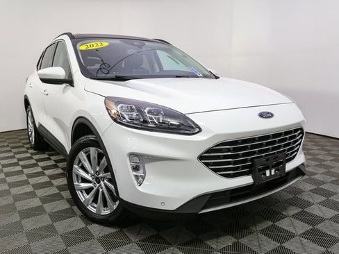 Used 2022 Ford Escape Titanium w/ Titanium Elite Package image 3