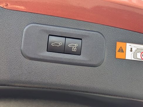 Used 2025 Lexus NX 250 FWD w/ Accessory Package (2T) image 7