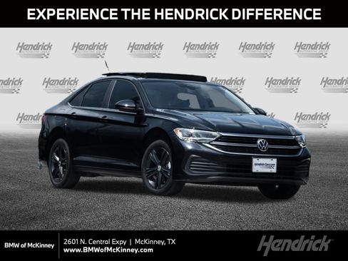 Used 2023 Volkswagen Jetta SE image 1