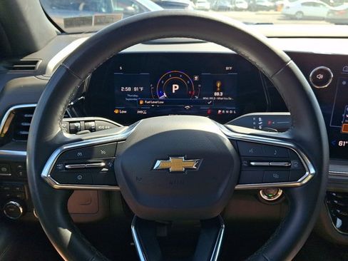 Used 2025 Chevrolet Tahoe LT AWD/4WD image 18