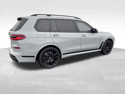 Used 2024 BMW X7 M60i w/ Executive Package image 3