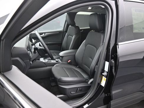 New 2025 Ford Escape SE image 8