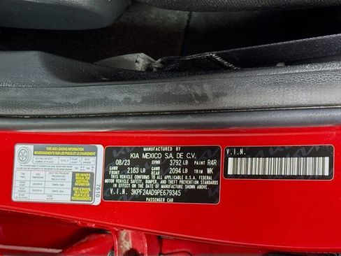 Certified 2023 Kia Forte LXS image 28