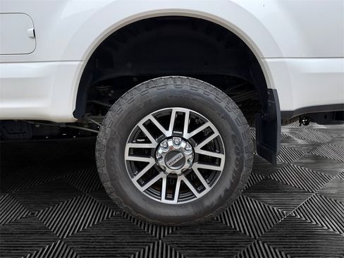 Certified 2019 Ford F350 Limited image 9