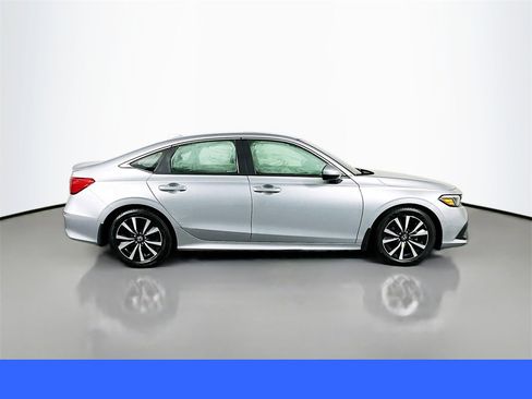 Certified 2022 Honda Civic EX image 12