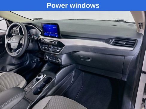 Certified 2020 Ford Escape SE image 13