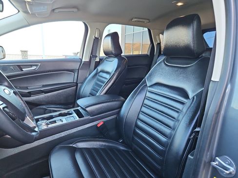 Used 2024 Ford Edge SEL image 10