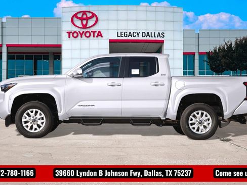 New 2026 Toyota Tacoma SR5 image 6