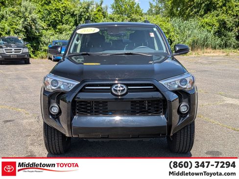 Certified 2024 Toyota 4Runner SR5 AWD/4WD image 8