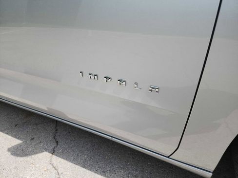 Used 2018 Chevrolet Impala LT image 11