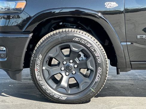 New 2026 RAM 1500 4x4 Crew Cab image 25