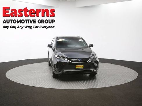 Used 2023 Toyota Venza Nightshade AWD/4WD image 50