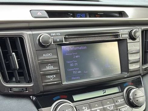 Used 2013 Toyota RAV4 XLE AWD/4WD image 12