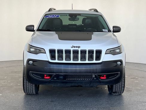 Used 2021 Jeep Cherokee Trailhawk image 10