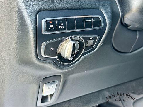 Used 2024 Mercedes-Benz G 550 image 10