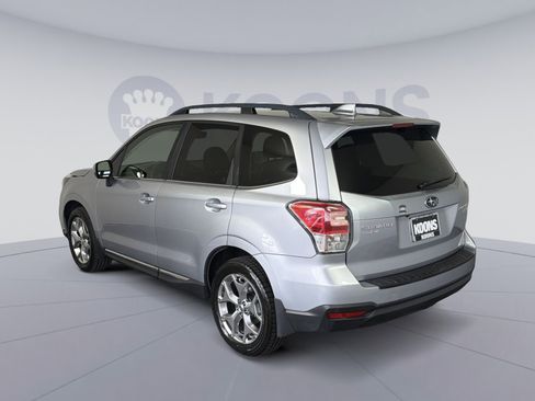 Used 2017 Subaru Forester 2.5i Touring image 4