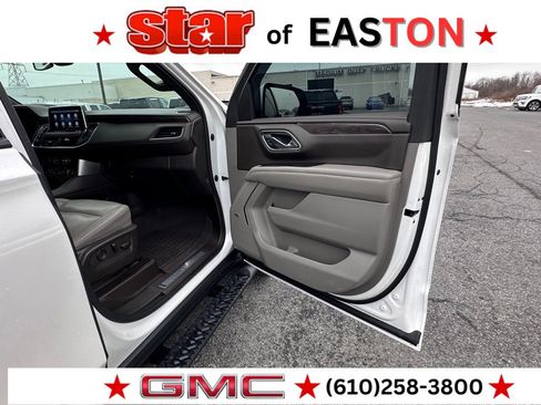 Used 2021 Chevrolet Tahoe Z71 w/ Luxury Package image 14