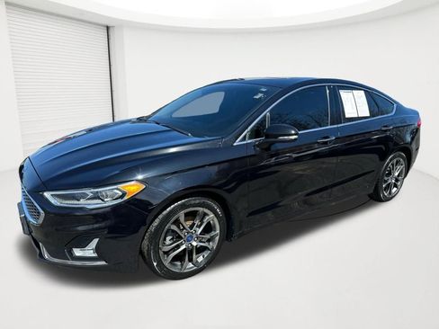 Used 2020 Ford Fusion Titanium FWD image 1