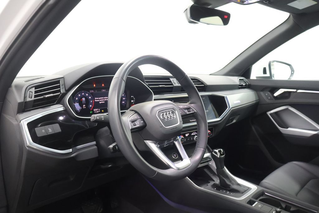 Certified 2023 Audi Q3 2.0T Premium Plus w/ Premium Plus Package AWD/4WD image 15
