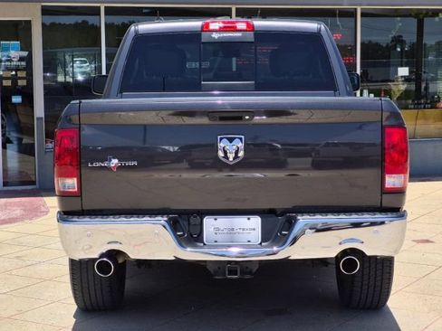 Used 2018 RAM 1500 SLT RWD image 5