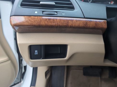 Used 2012 Honda Accord EX-L image 21