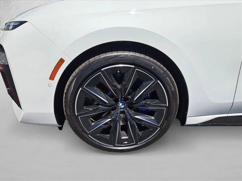 New 2026 BMW i7 xDrive60 AWD/4WD image 10