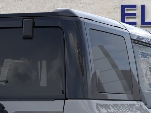 New 2026 Ford Bronco Badlands image 27