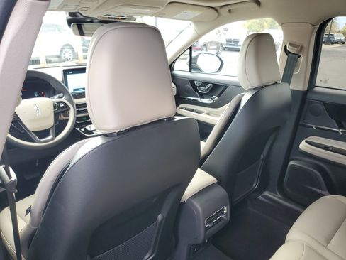 New 2026 Lincoln Corsair Premiere image 26