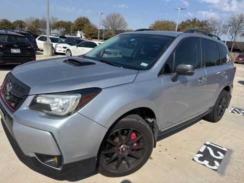 Used 2017 Subaru Forester 2.0XT Touring w/ Popular Package #2 image 3