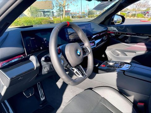 Used 2026 BMW M5 w/ Carbon Package image 17