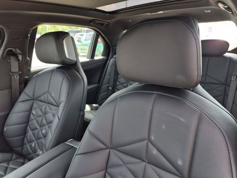Used 2025 BMW 740i w/ Premium Package RWD image 14