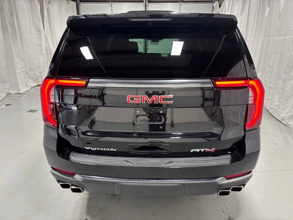 Used 2026 GMC Yukon XL AT4 w/ AT4 Premium Package AWD/4WD image 6