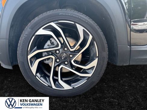 Used 2025 Chevrolet TrailBlazer RS w/ Convenience Package AWD/4WD image 11