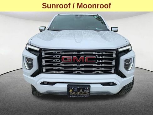 Used 2025 GMC Canyon Denali AWD/4WD image 4