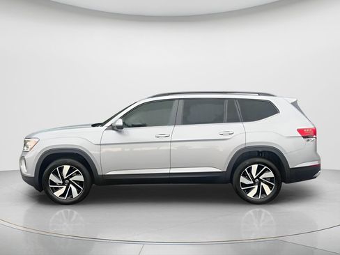 New 2026 Volkswagen Atlas SE image 5