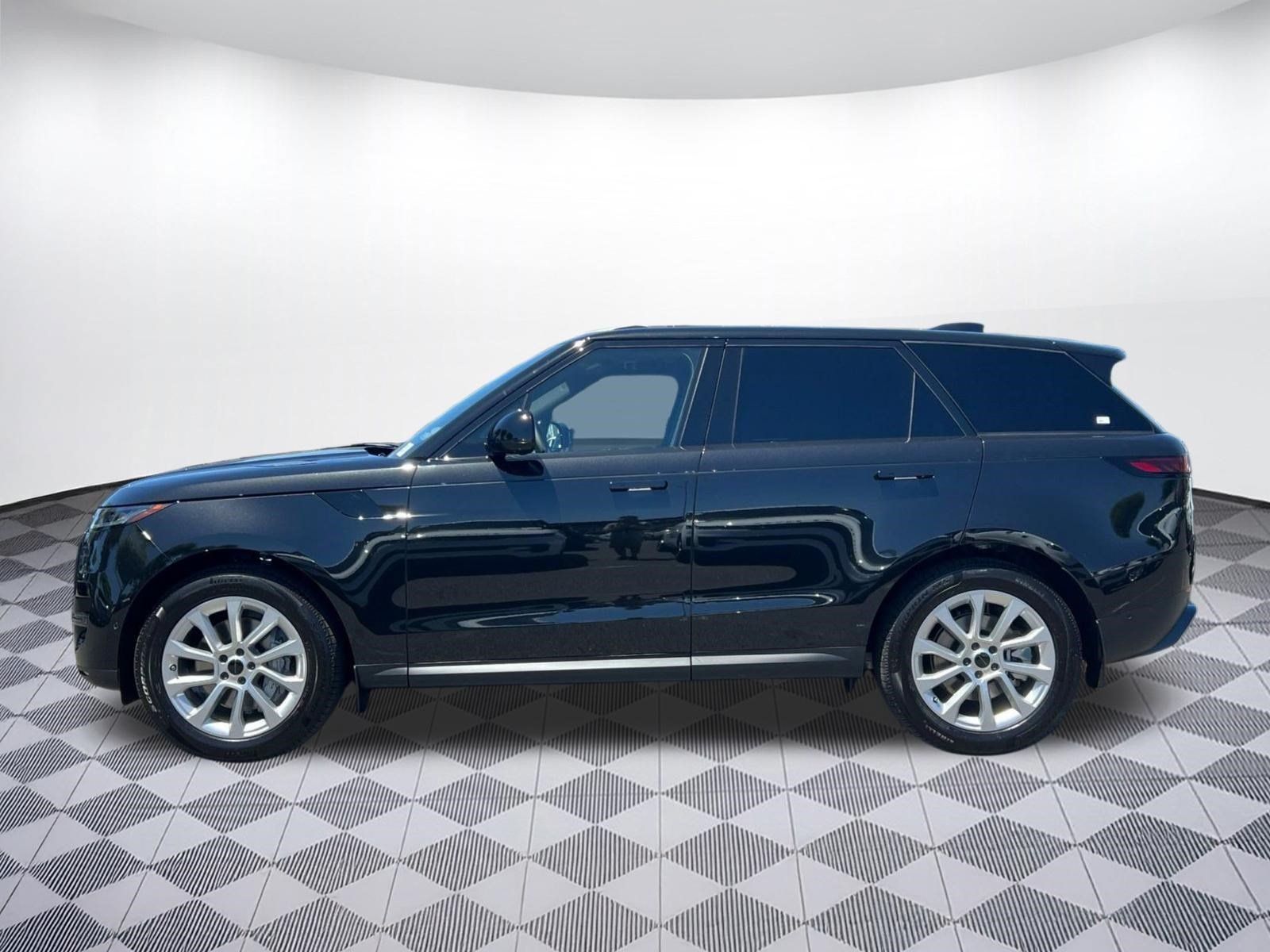 New 2026 Land Rover Range Rover Sport SE AWD/4WD image 2
