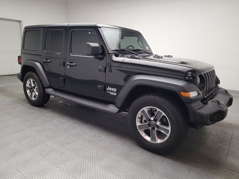 Used 2019 Jeep Wrangler Unlimited Sport S AWD/4WD image 11