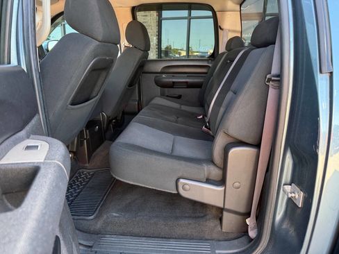 Used 2011 Chevrolet Silverado 1500 LT w/ Regional Value Package RWD image 15