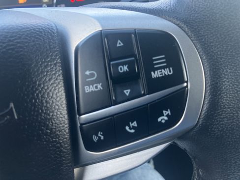 Used 2023 Ford Explorer XLT w/ Equipment Group 202A image 29