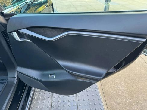 Used 2020 Tesla Model S Long Range Plus AWD/4WD image 20