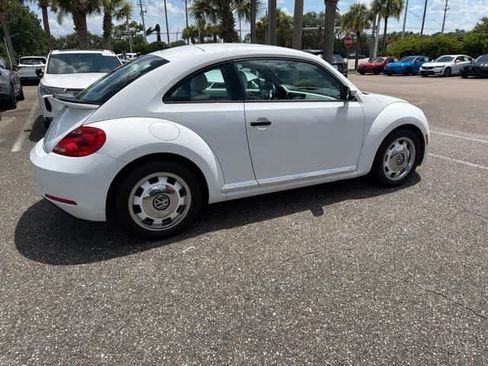 Used 2015 Volkswagen Beetle 1.8T FWD image 17