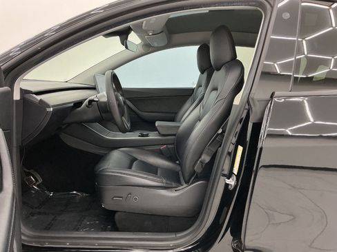 Used 2021 Tesla Model Y Long Range AWD/4WD image 14