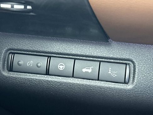 New 2026 Nissan Pathfinder Platinum AWD/4WD image 28