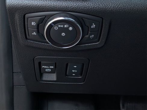 Used 2018 Ford F150 XLT w/ Equipment Group 302A Luxury image 19